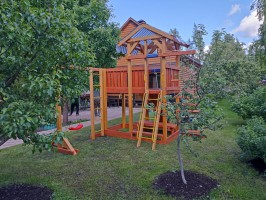 Детский игровой комплекс Савушка 14 из дерева